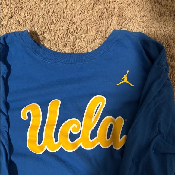 Nike Jordan UCLA Bruins Long Sleeve T-Shirt Men’s Medium Blue - Picture 2 of 3